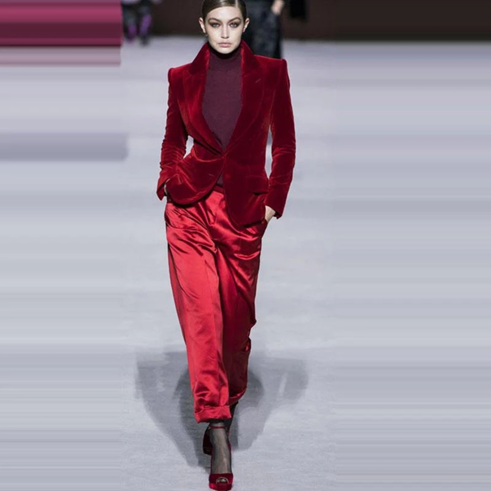 Setelan Celana Wanita Beludru  - Women'S Red Formal Wear ulasan dan harga